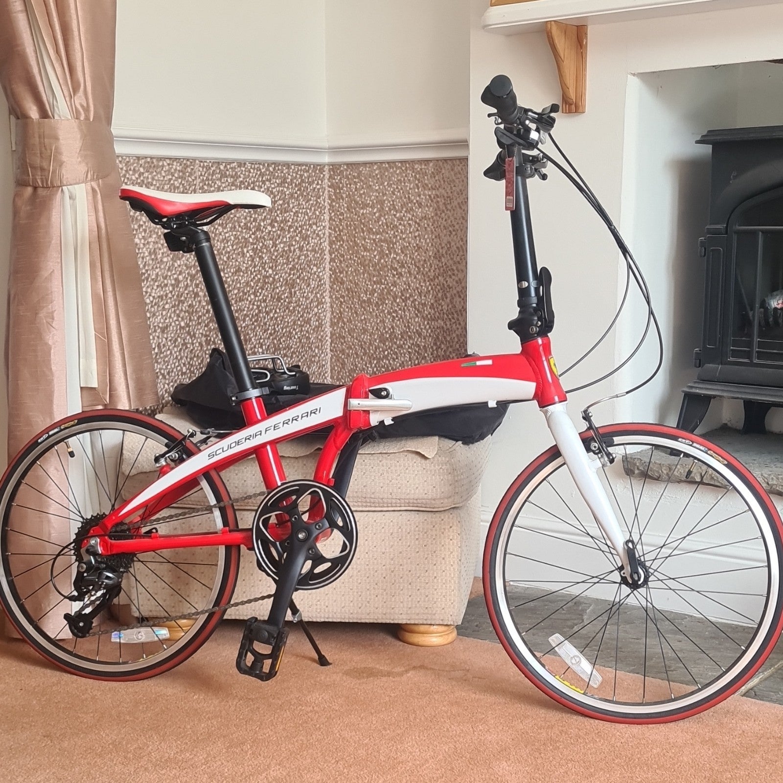 Ferrari Folding Bike Frame Set, Red & White Bicycle Frame