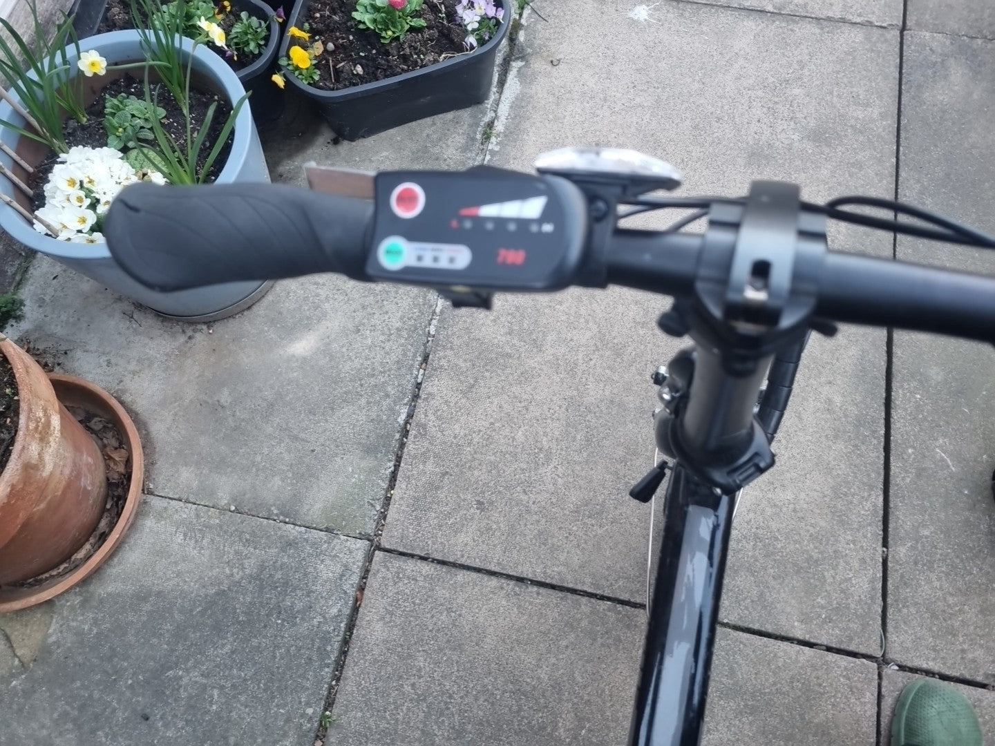 Carrera Cross City Unisex  Folding Bike Halfords