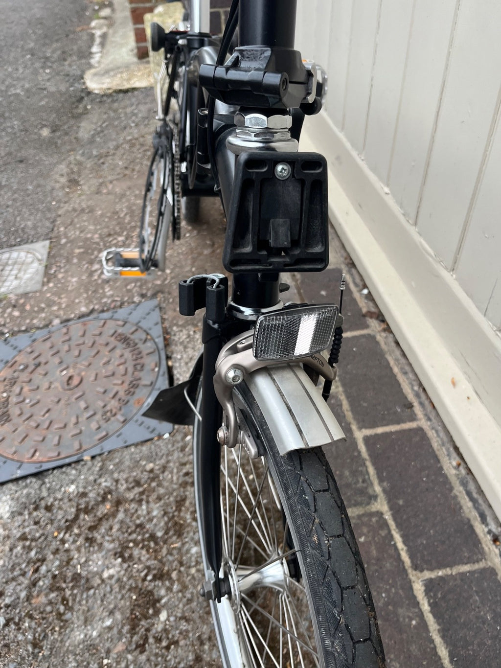 Brompton M1L folding bicycle - single speed - black - great condition