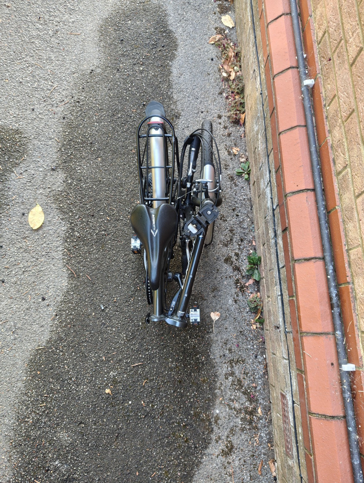 Carrera 20in Folding Bike Equipped Grey/Silver