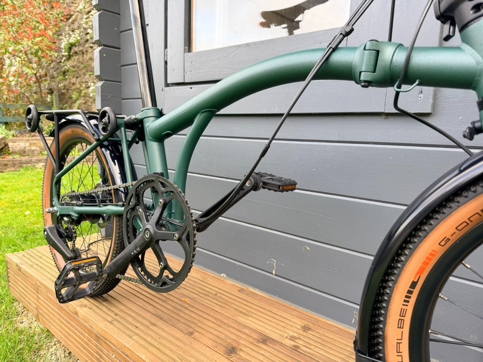 Brompton G Line Folding Bike – Roller Frame – 8 Speed – Forest Green – Medium