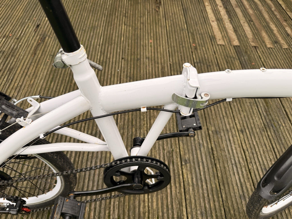 White/Black Folding Bike Flat Bar V-Brakes Mudguards Kickstand Derailleur