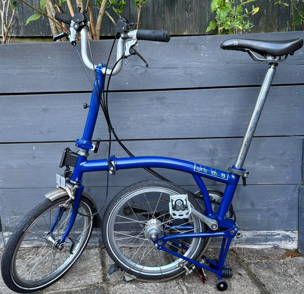 Brompton M6L C Line 6 Speed Folding Bicycle in Cobalt Blue Excellent Condition