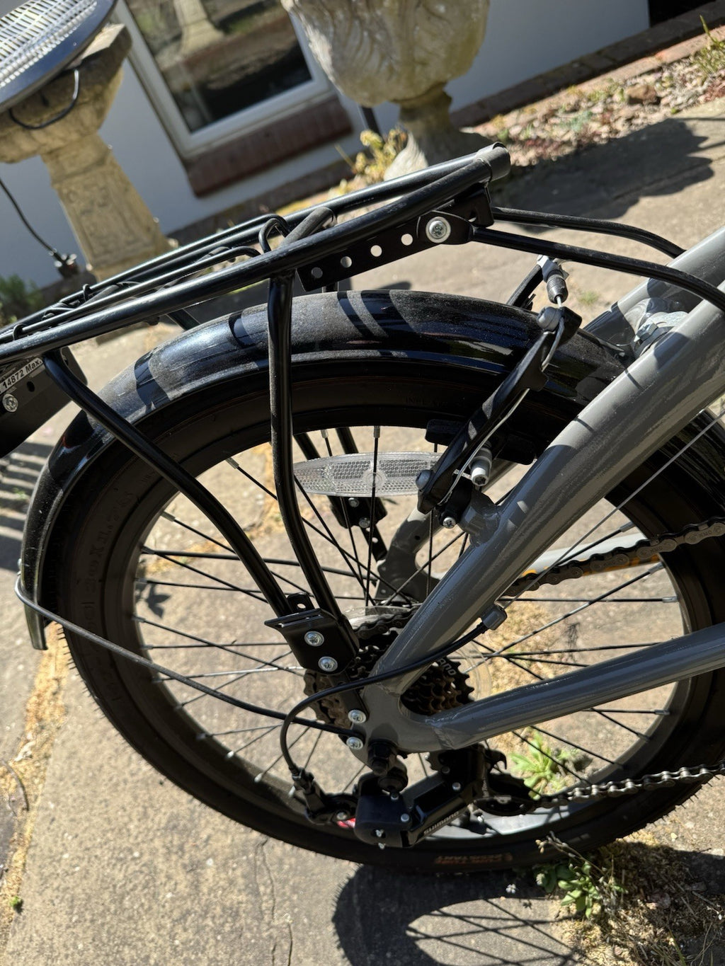 Raleigh Evo 2 Folding Bike 7-Speed Shimano Gears, Grey. Never Ridden.