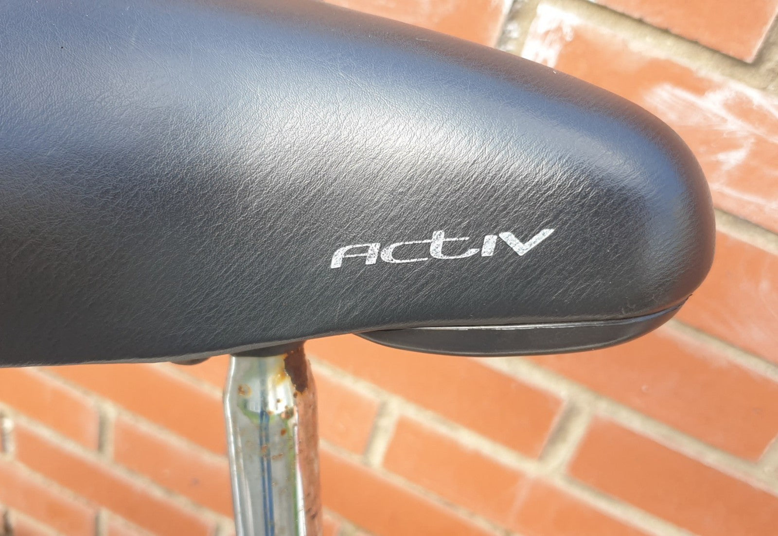 Raleigh Activ Fold‑S 20” Folding Bike – Fully Serviced, Ready to Ride – White