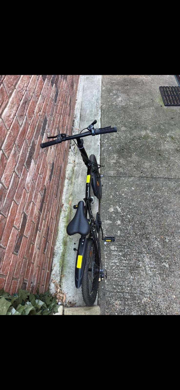 Trioblade BMX Bike 20in Black Mechanical Disc Brake w/ Fenders Kickstand.