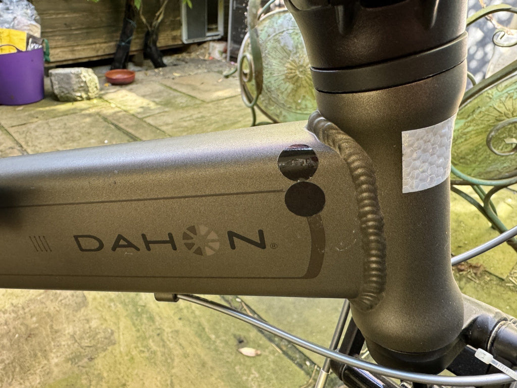 Dahon Jetstream P8 folding bike