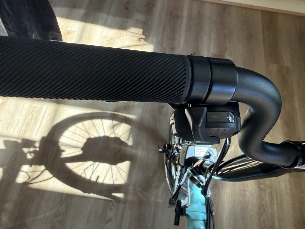 Brompton M6L E 6 Speed Mid Folding Bike