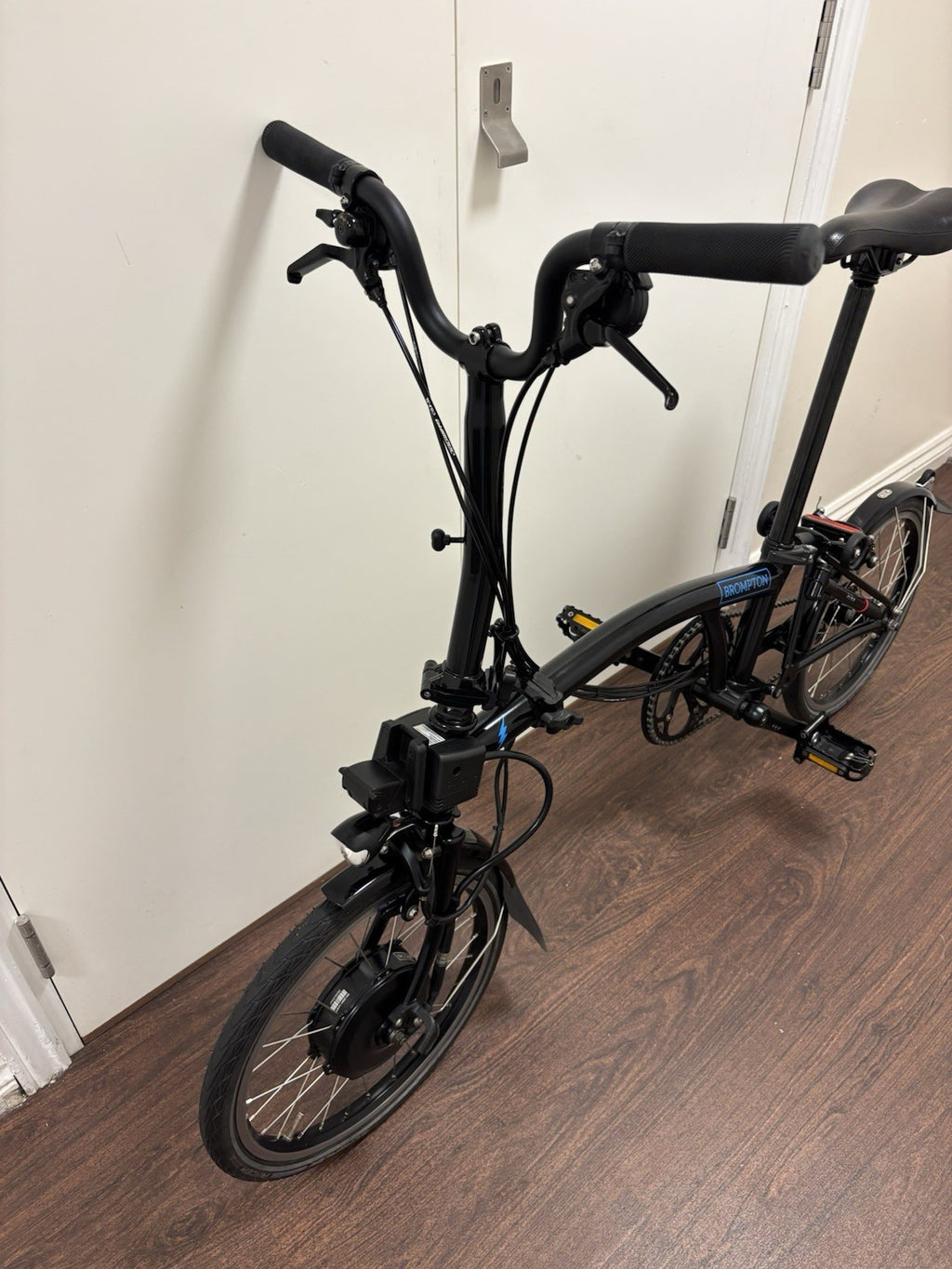 Brompton M6L Folding Bike (E) Black