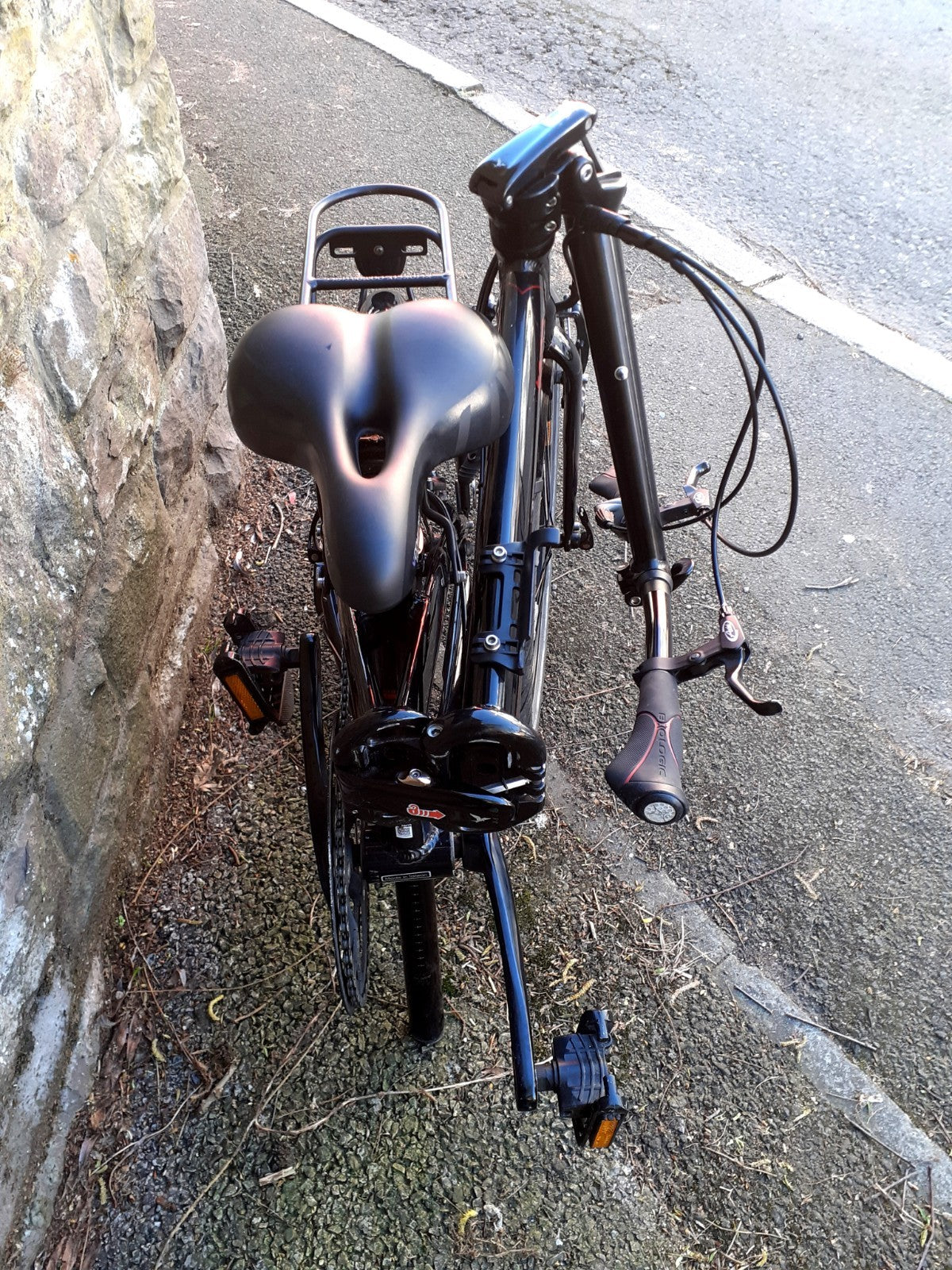 Tern Link B9 Folding Bike With Accessories, Light Use, Stored Indoors.