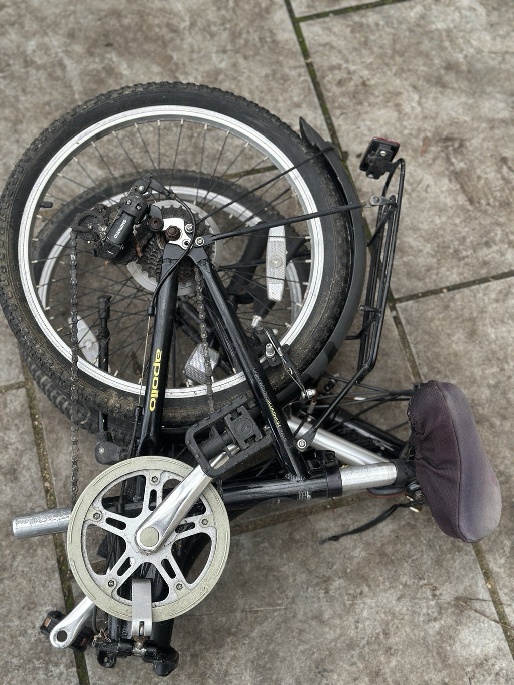 Apollo Contour Folding Bike 20inch Wheel