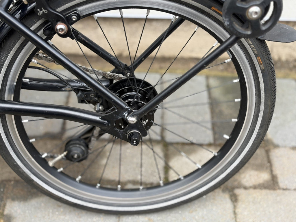 Brompton P Line 4-Speed 2023 Folding Bike Midnight Black