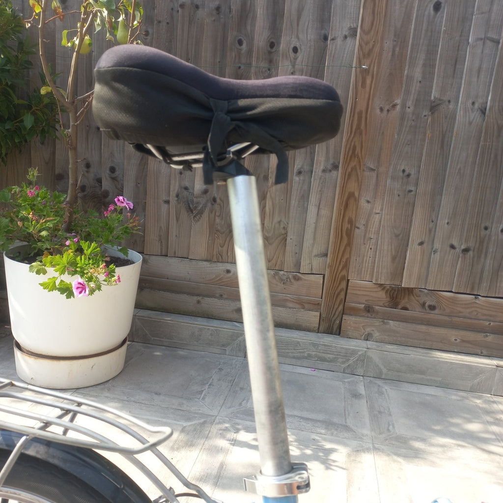 Dahon Speed D7 folding bike