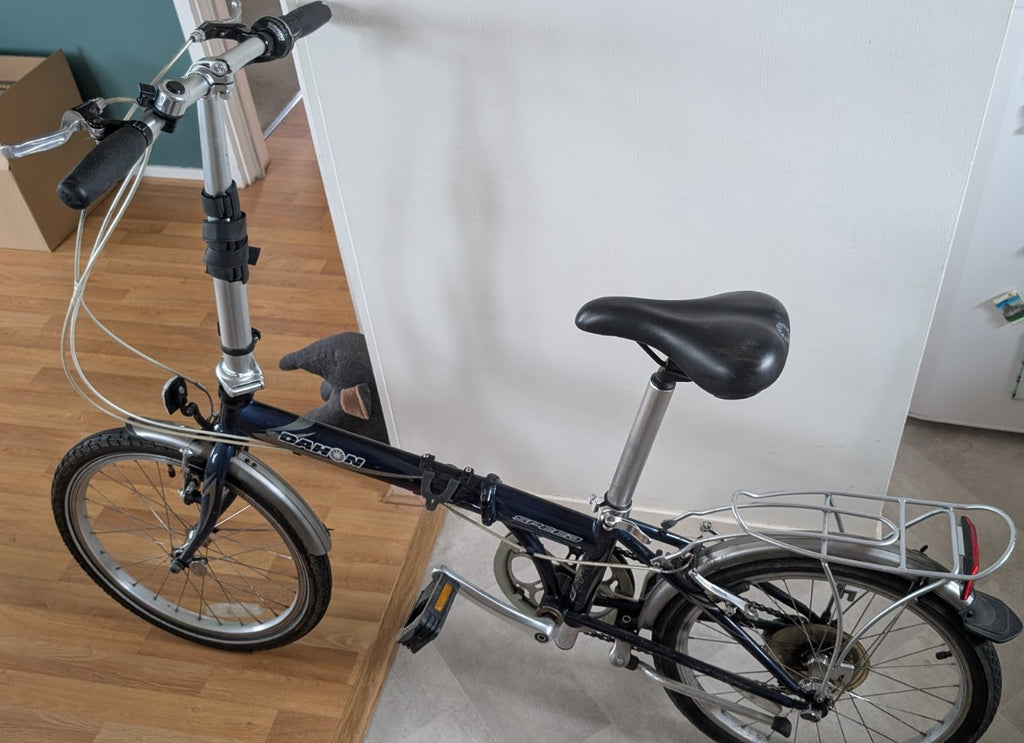 Dahon Speed D7 Folding Bike 20in Blue Aluminium, Rack, Mudguards, V-Brakes