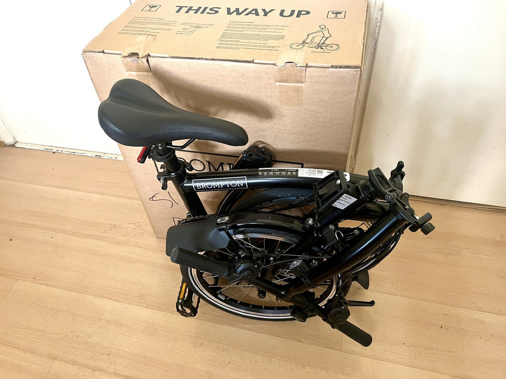 Brompton C Line Explore, 6-Speed, Black, Black Ed, Low Handlebar 2025