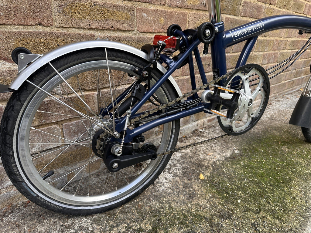 Brompton C Line Explore 2024 6-Speed, Tempest Blue, Excellent Condition, Lights