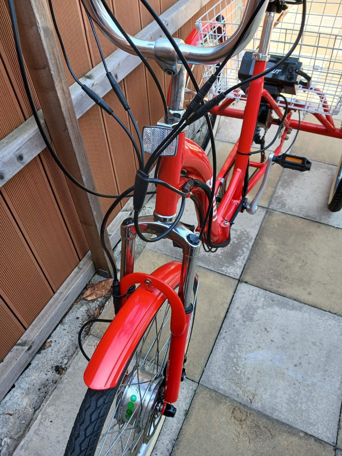 Scout Tricycle Folding 6-Speed Shimano 24" E Trike 3 Wheel Bicycle - In Red