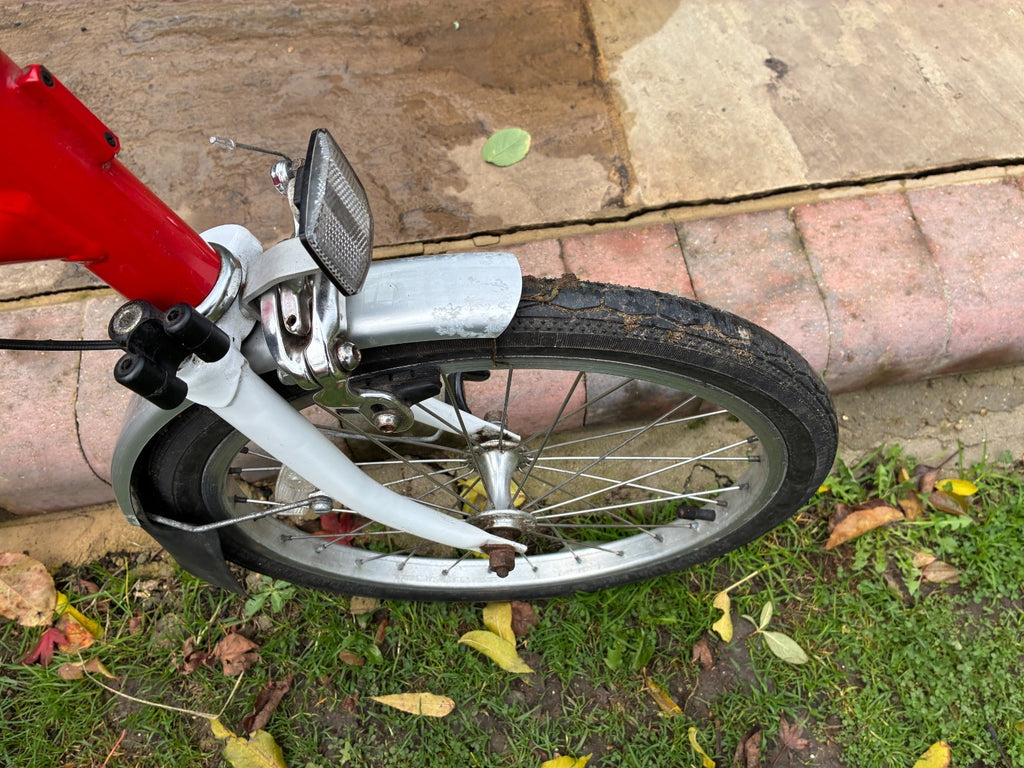 Brompton M3L (3 Speed) Folding Bicycle - Red/White London - Essex