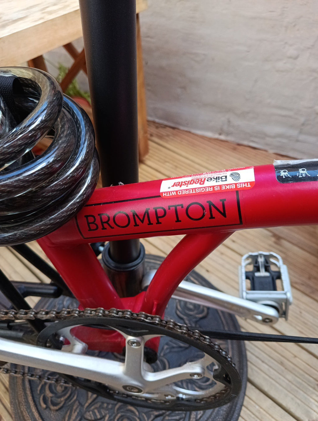 Brompton Folding Bike – Red – Smooth Ride – Ideal for Commuting & Travel