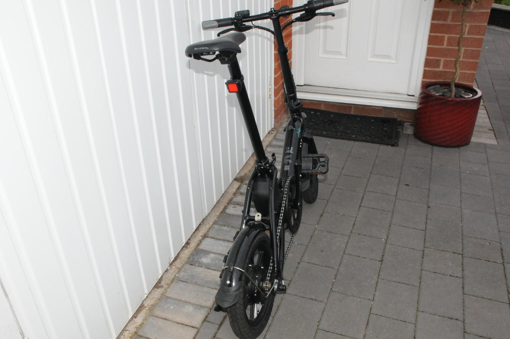 Fiido D3 Pro Folding commuter Bike. Immaculate condition with extras.