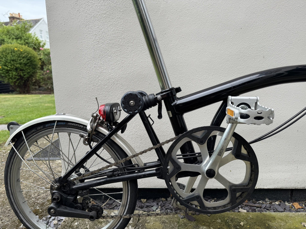 Brompton S2L 2 Speed Folding Bike Black - mudguards - Brooks grips - front block