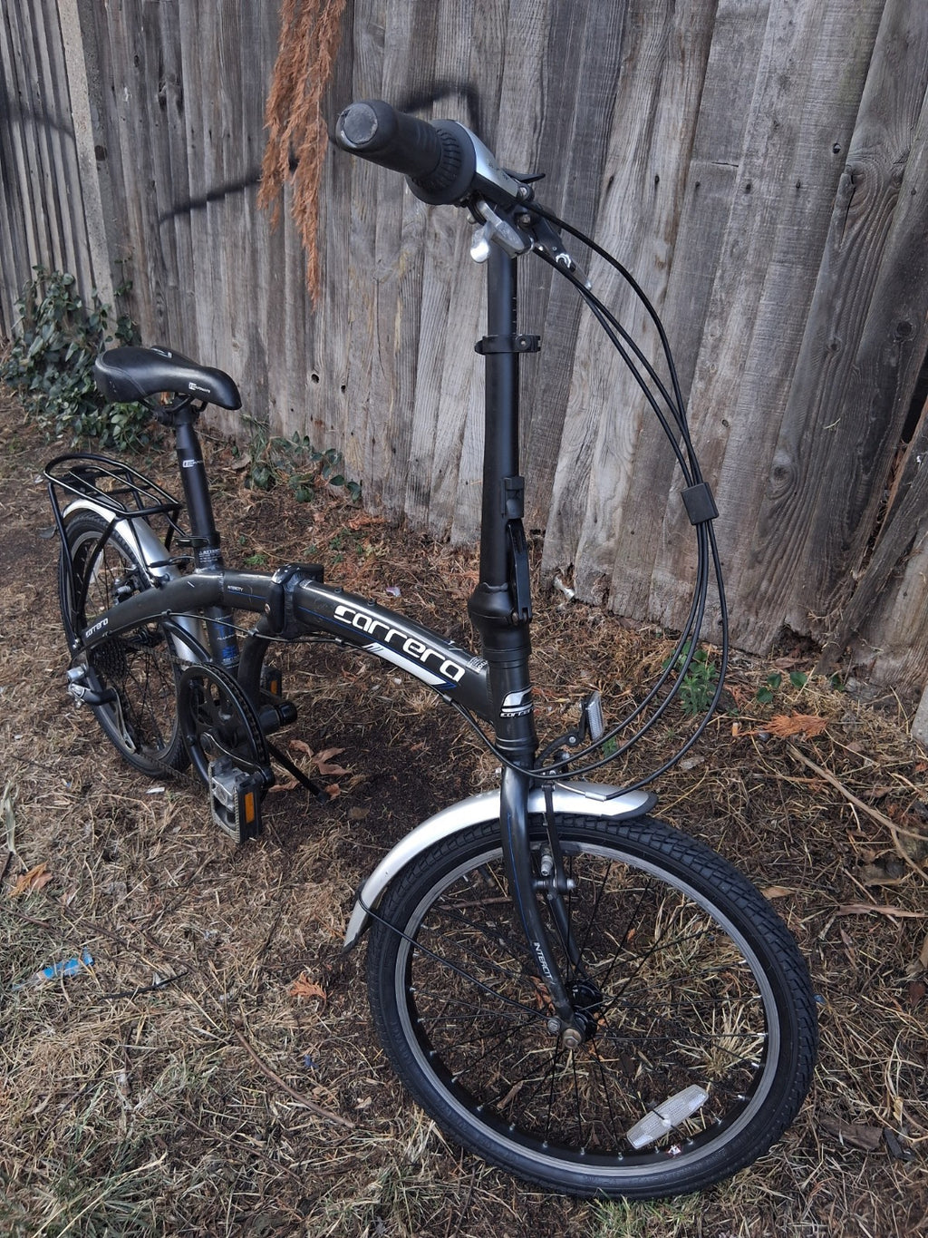 Carrera Intercity 8-Speed 20'' Folding Bike Wheels Black