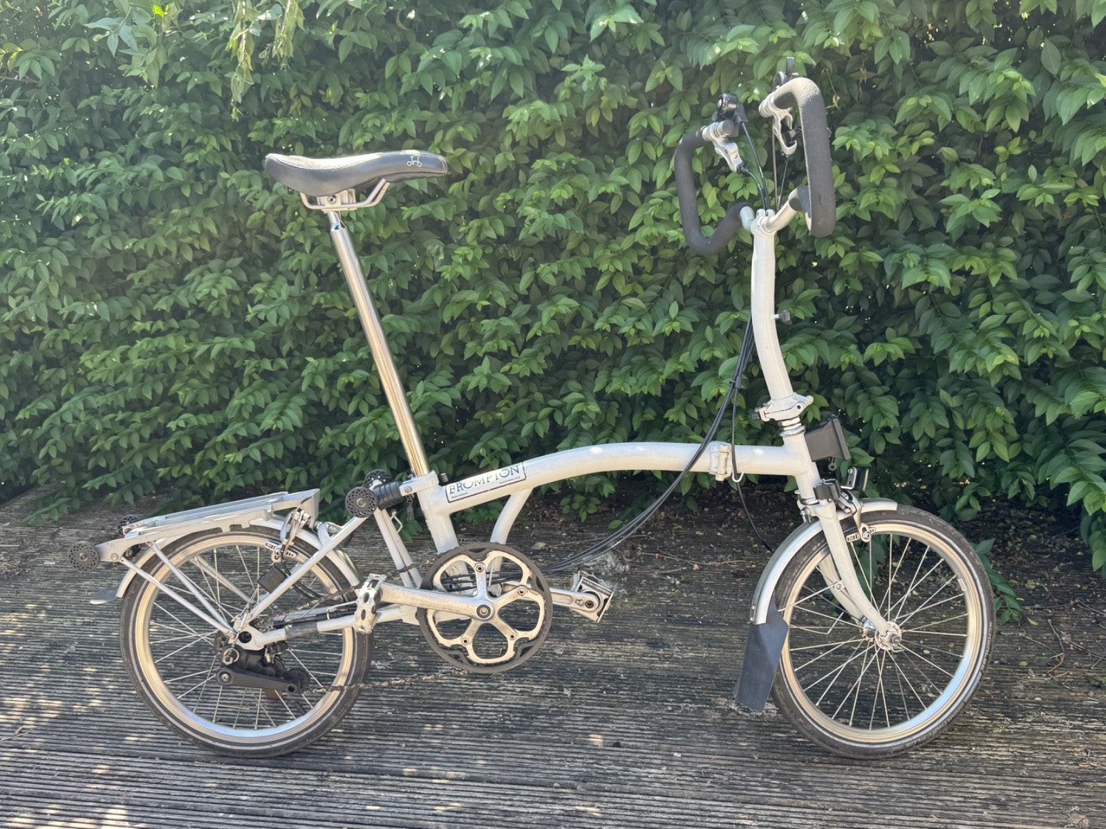 Brompton 2012 P6R folding bicycle 6 Speed, White