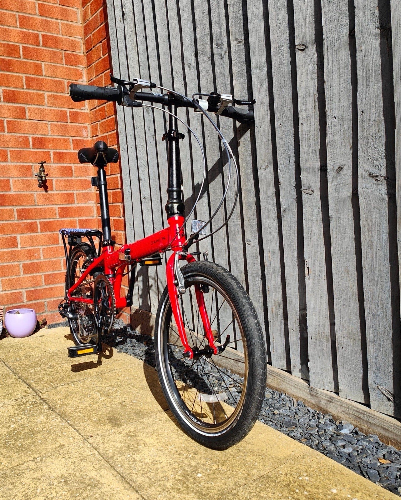 Dahon Speed P8 Folding Bike – Red | 8-Speed | Upgraded Components.