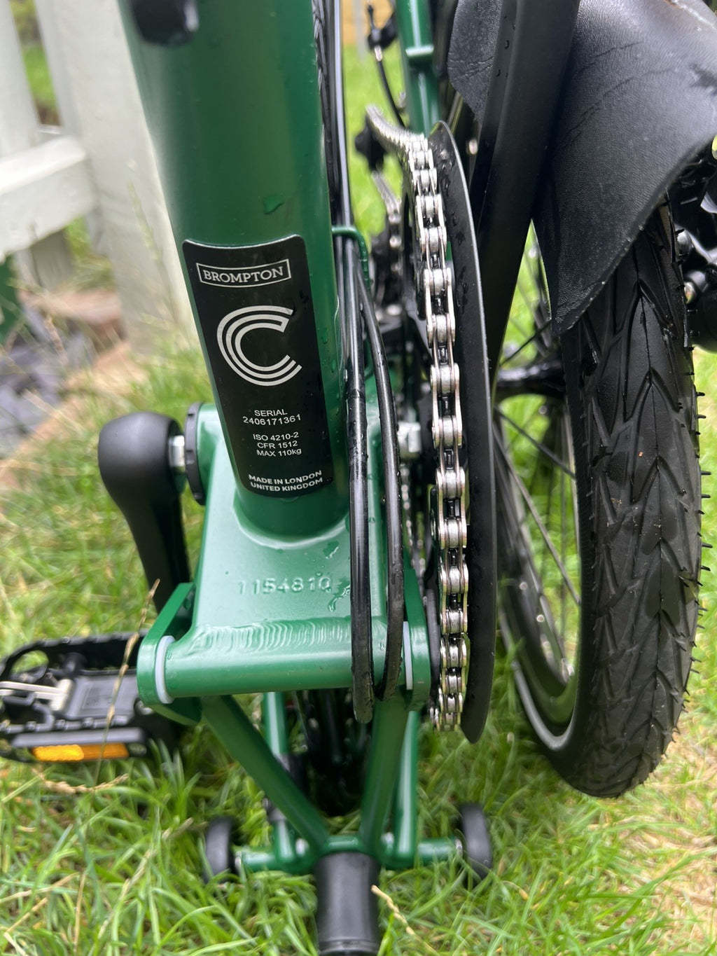 2024 Brompton C Line Explore 6-Speed - British Racing Green - pristine