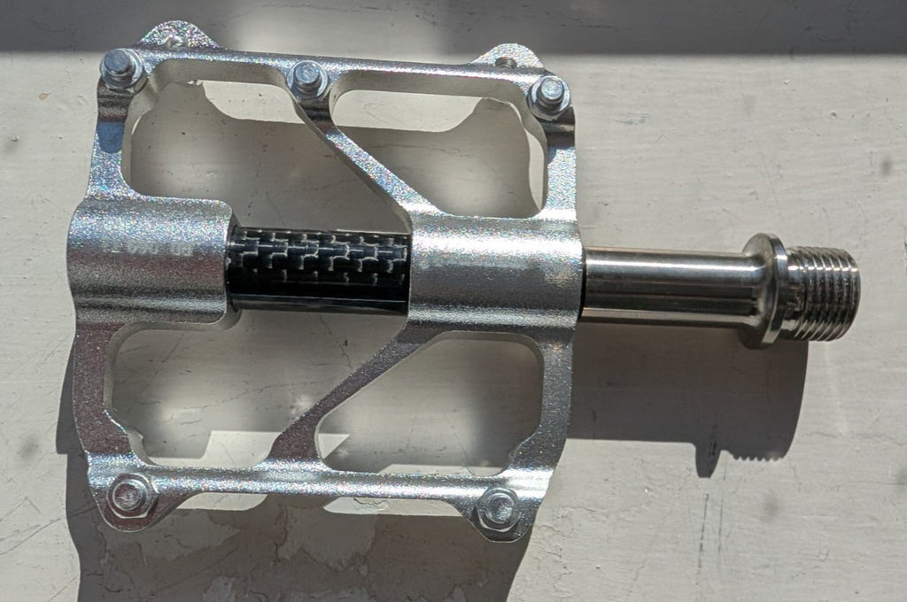 Aceoffix PD069 Pedals. 3 Bearings, Ti Alloy Shaft, left side QR - suit Brompton