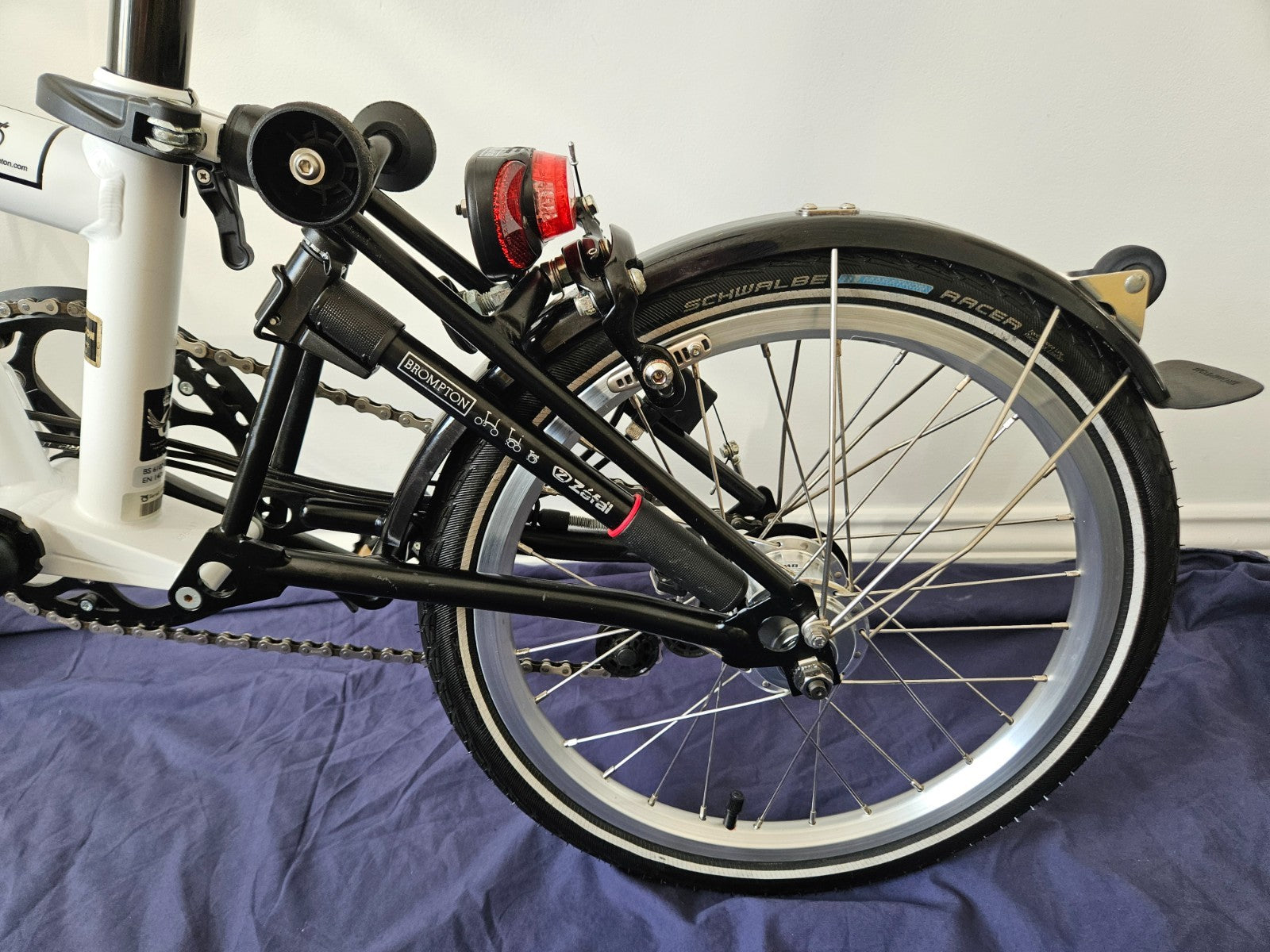 Brompton M6L - 6 Speed - C Line - Mid- White - VGC