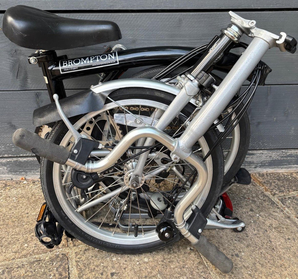 Brompton M6R C Line Explore 6 Speed Hardly Used in Excellent Condition