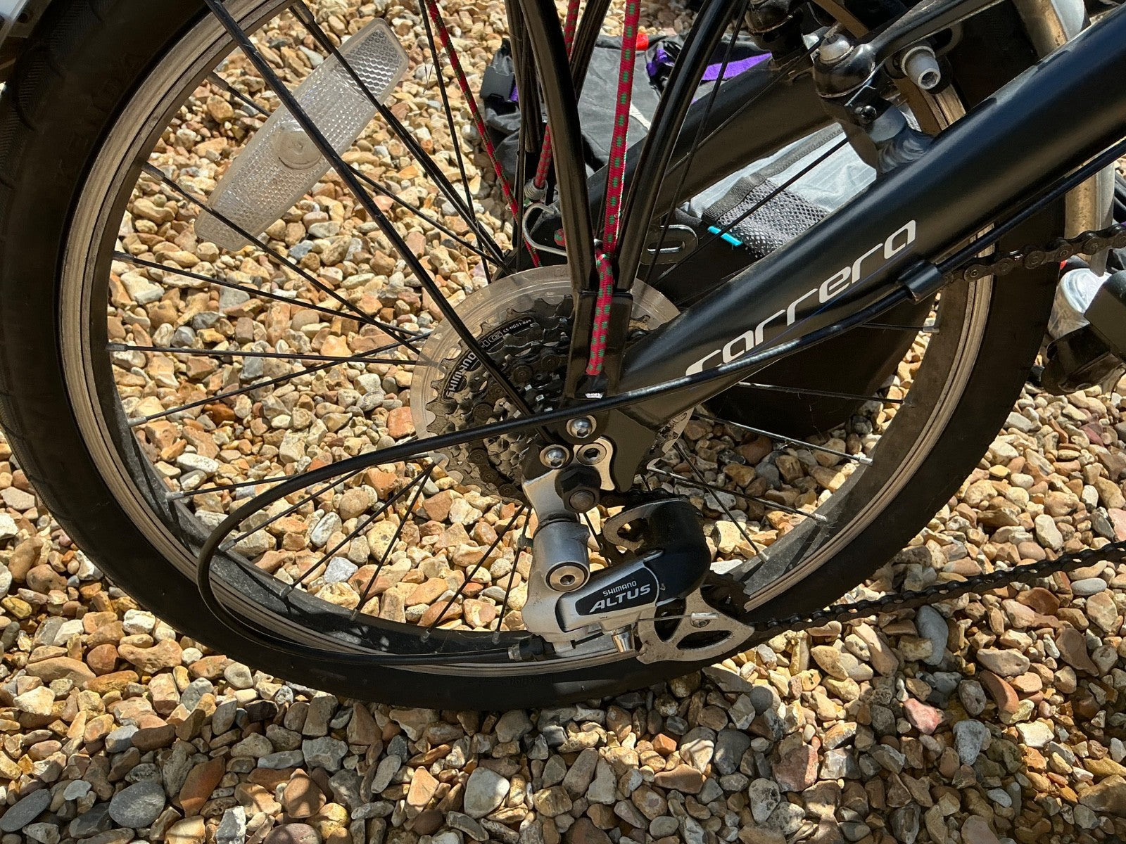 Carrera Intercity fold up bike 20” wheels