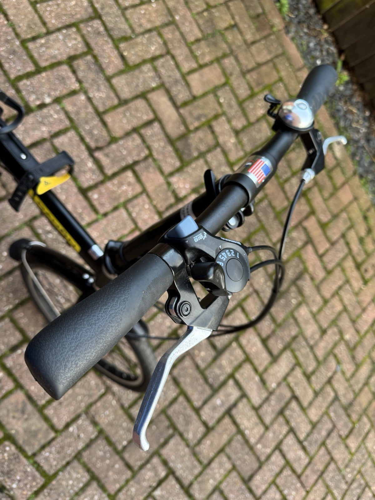 Dahon Hit Folding Bike 6-Speed 20" Black Wheel Assembly Tools Not Included