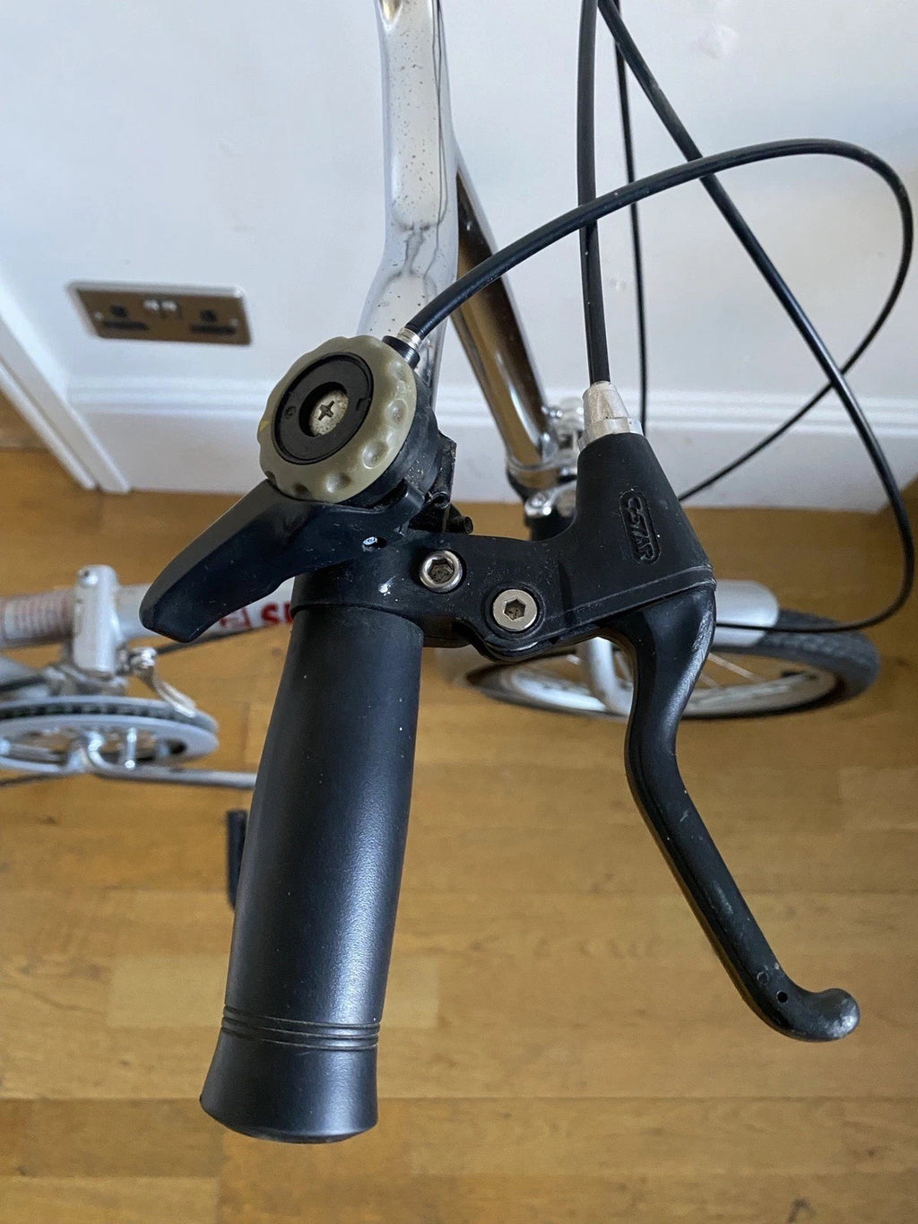 Sea Sure Folding Bike Excellent Condition 6 Speed With Carry Bag