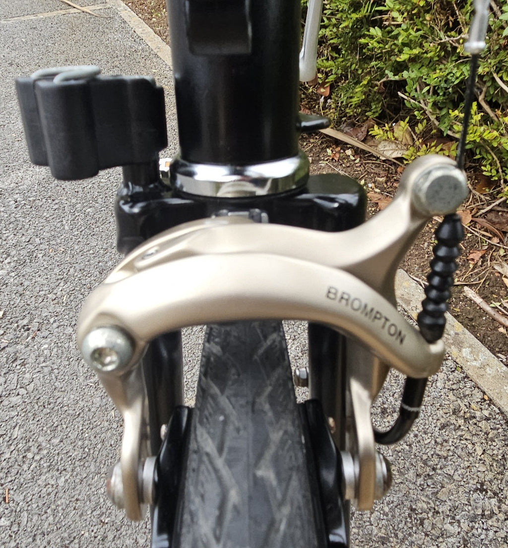 Brompton M6L Folding Bike - Black, 6 speed, includes extras