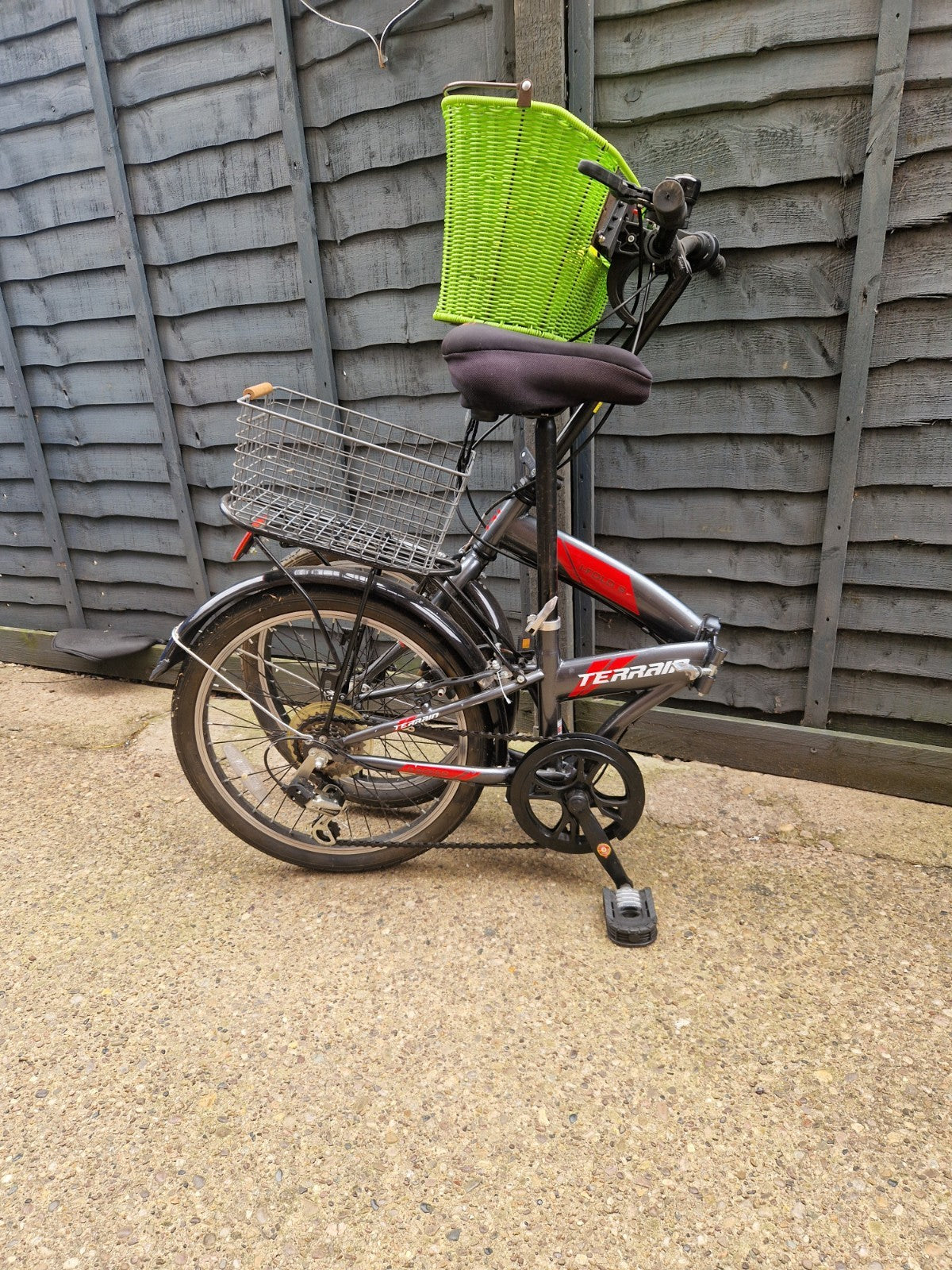 Terrain Folding Shopper commuter Bicycle Bike COLLECTION ONLY