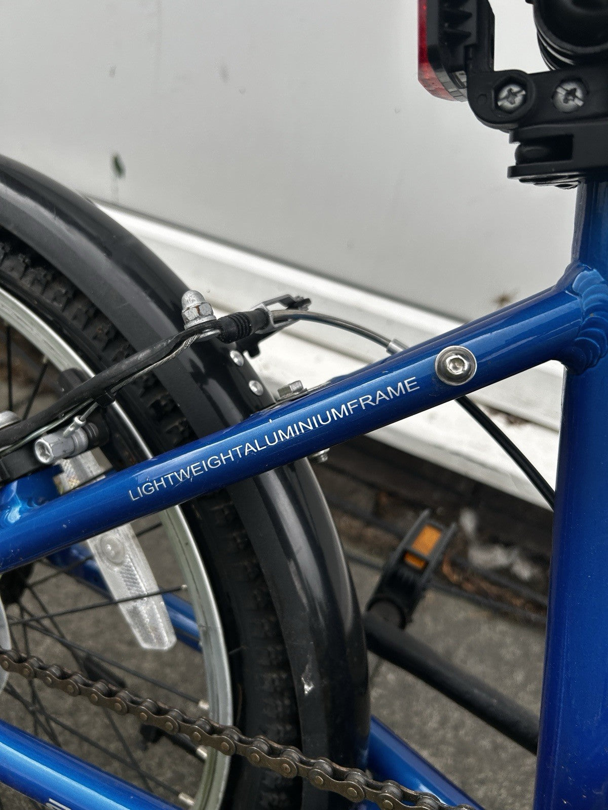 Apollo Luch Folding Bike 20 in Blue Aluminium V-Brake Mudguards Rear Light