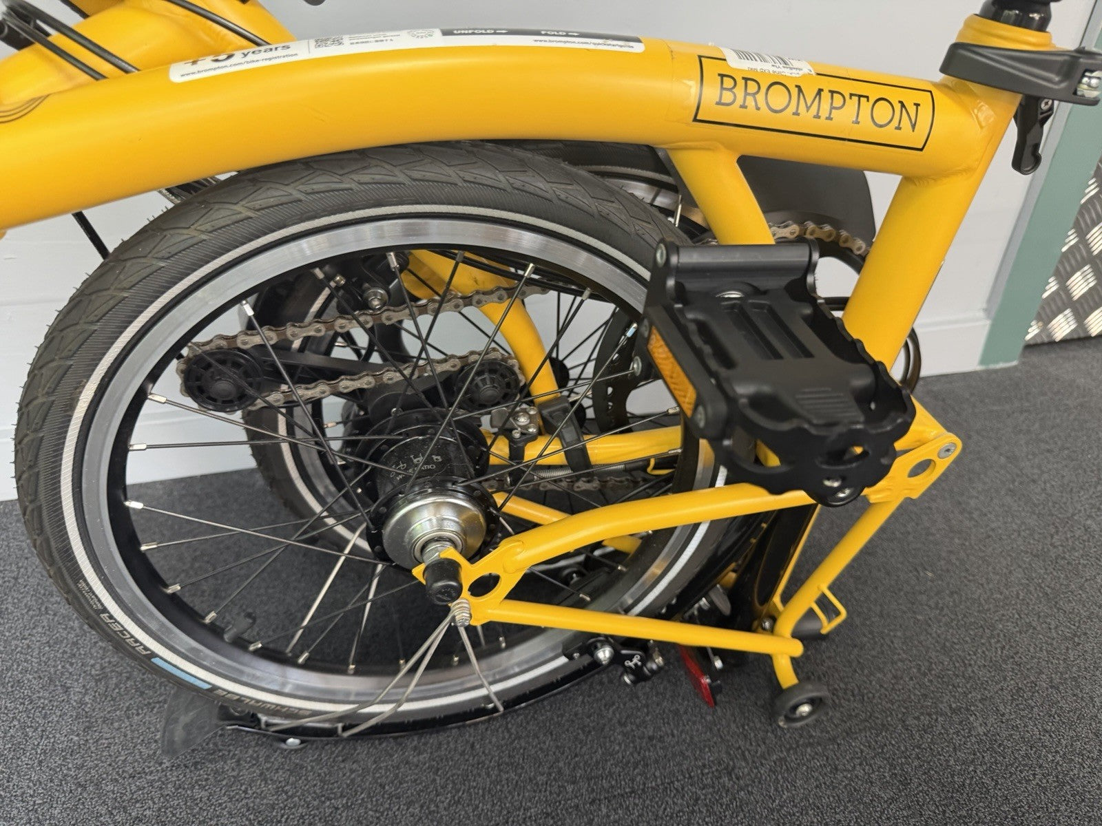 Brompton C Line 6 Speed Folding Bike Bumblebee Yellow Brand New Condition