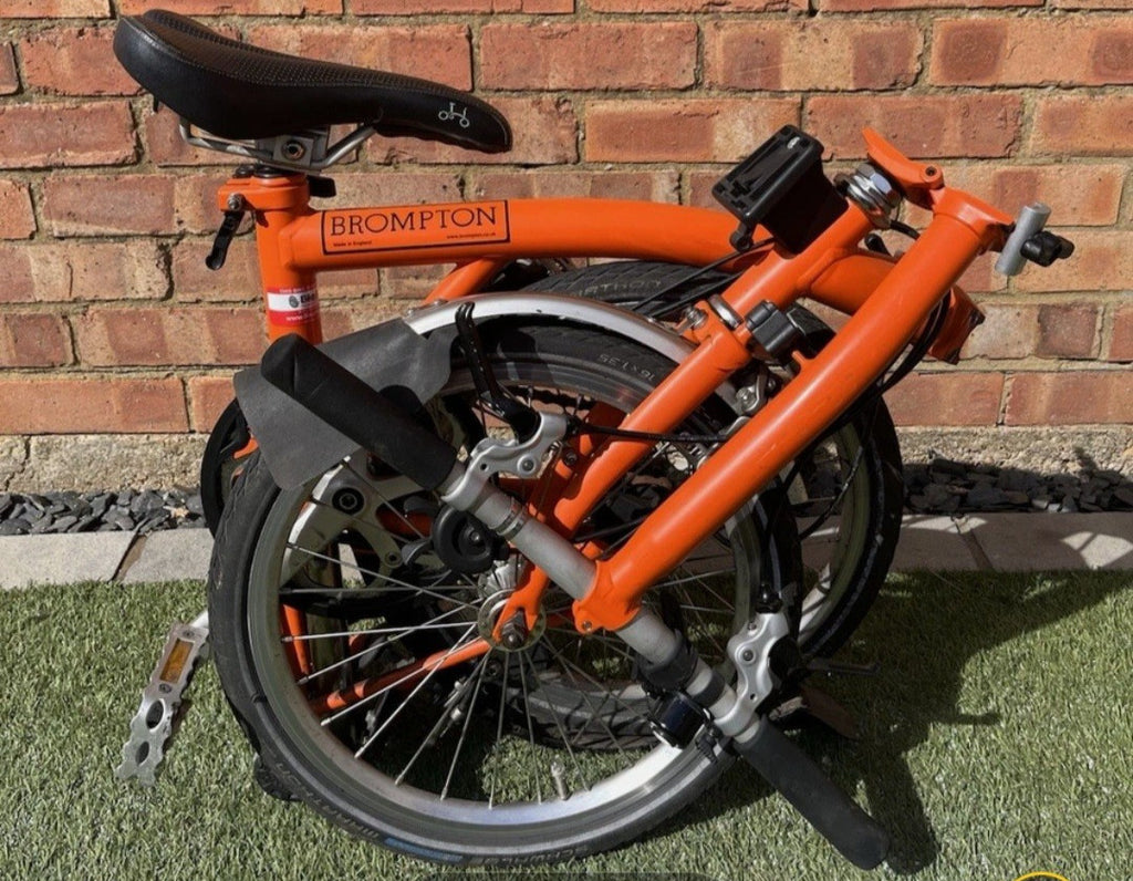 Brompton 3 gears Orange. Hard to find⁸ Colour !