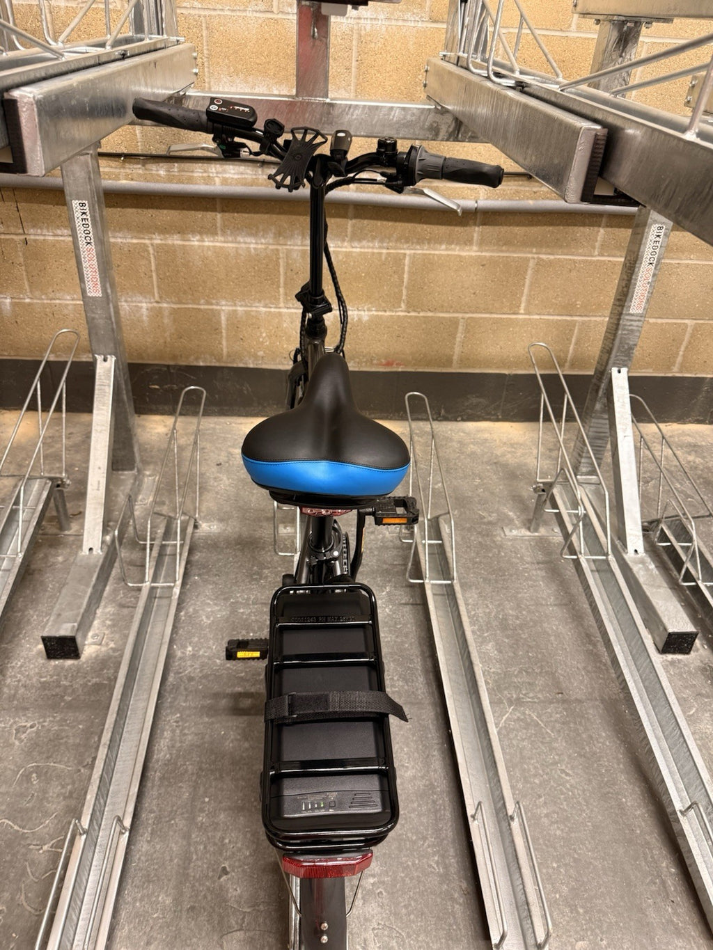 Apollo Transport Folding Bike 20” Wheel