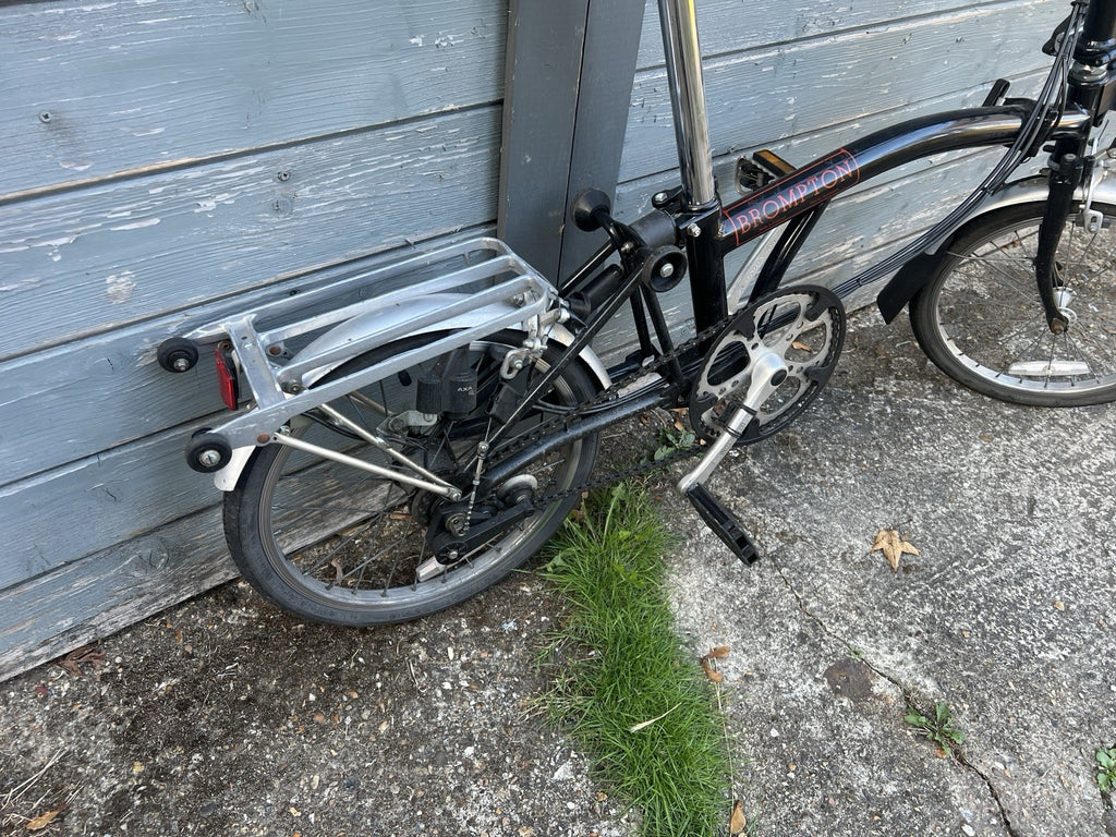 Brompton Folding Bike 16in Black/Silver Cruiser Bar Rear Rack Mudguards