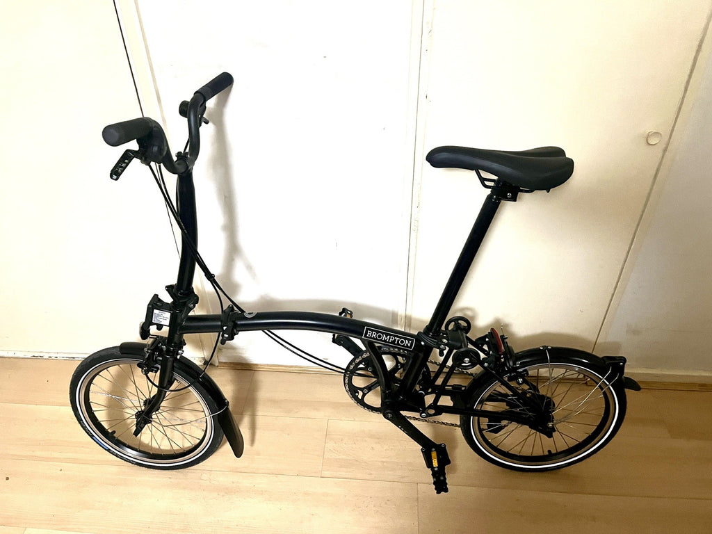 Brompton C Line, 2026  Black, Black Ed, Mid Handlebar NEW