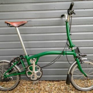 2021 Brompton ML3 3 speed bike in racing green with over £100 extras.