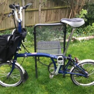 excellent condition, barely used blue brompton folding bike 6 speed from 2014